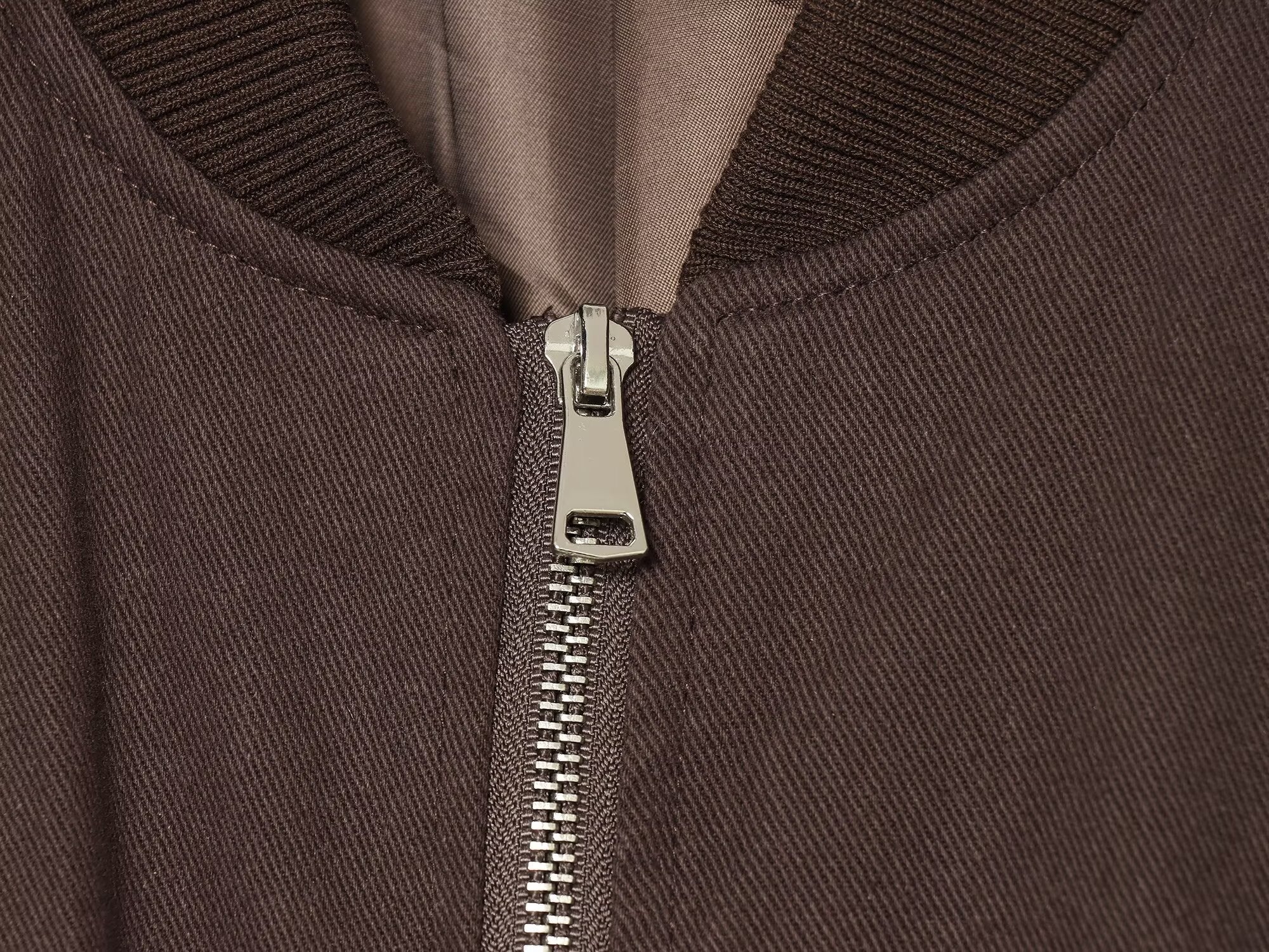 Women's short standing collar pilot jacket