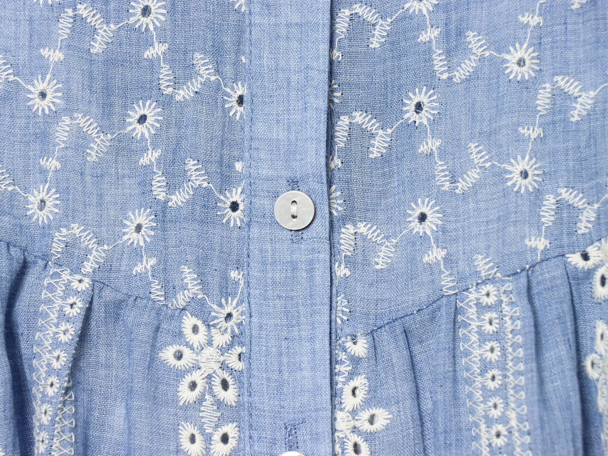 Women's short hollowed out embroidered shirt