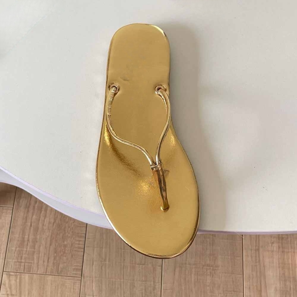 Women's new thin-soled toe slippers have a shoe box