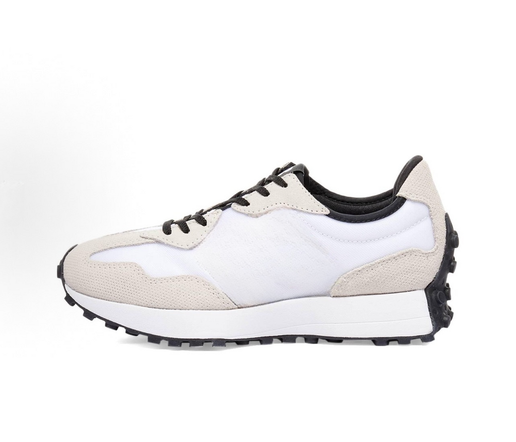 Women's new lightweight platform sports retro casual shoes have a shoe box