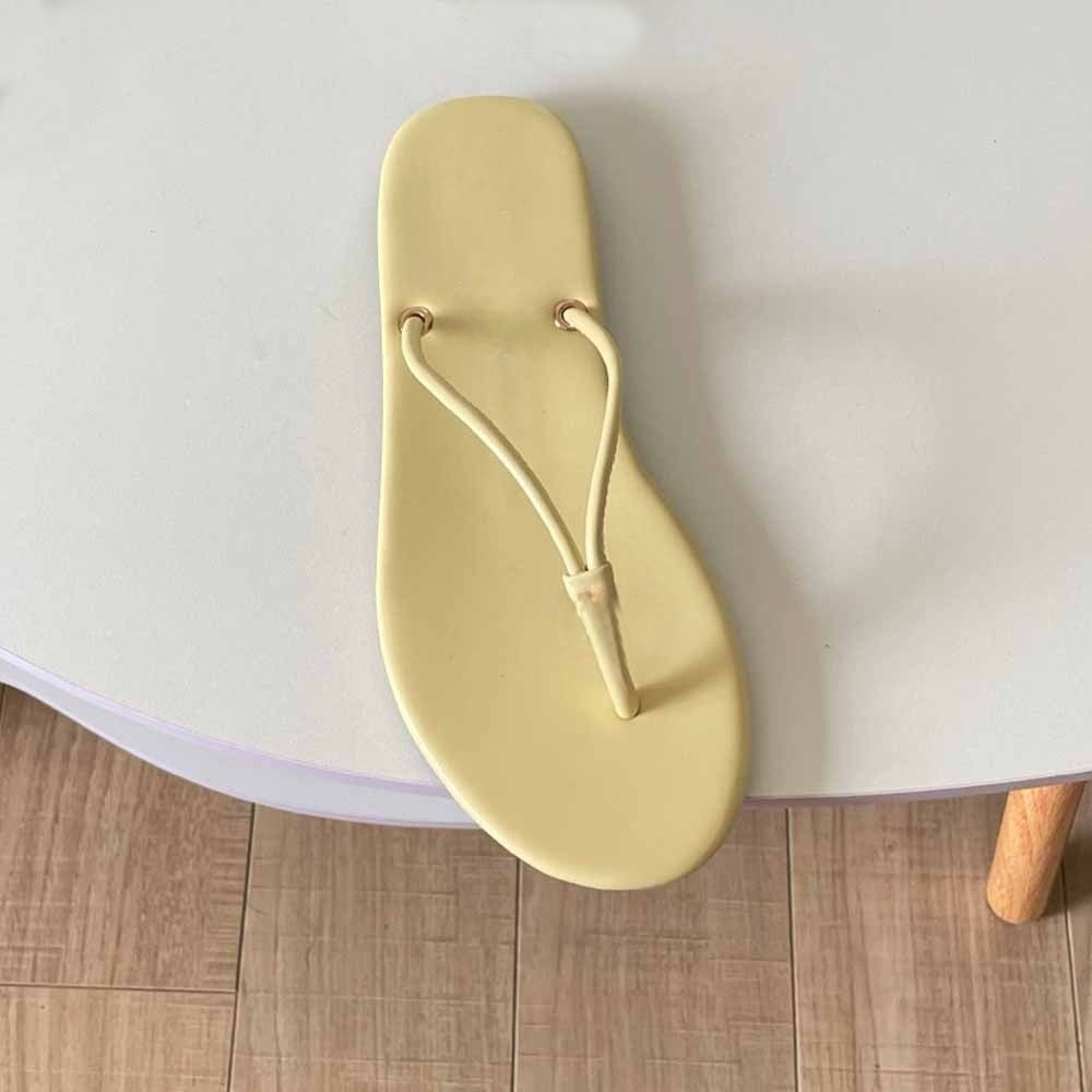 Women's new thin-soled toe slippers have a shoe box