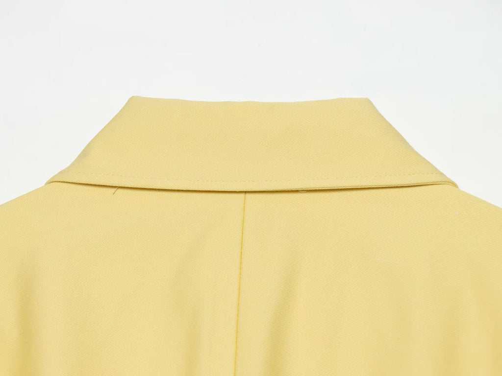 Women's casual short lapel Coat