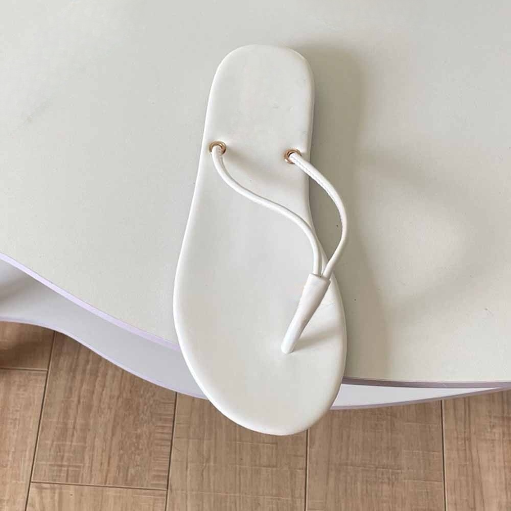 Women's new thin-soled toe slippers have a shoe box