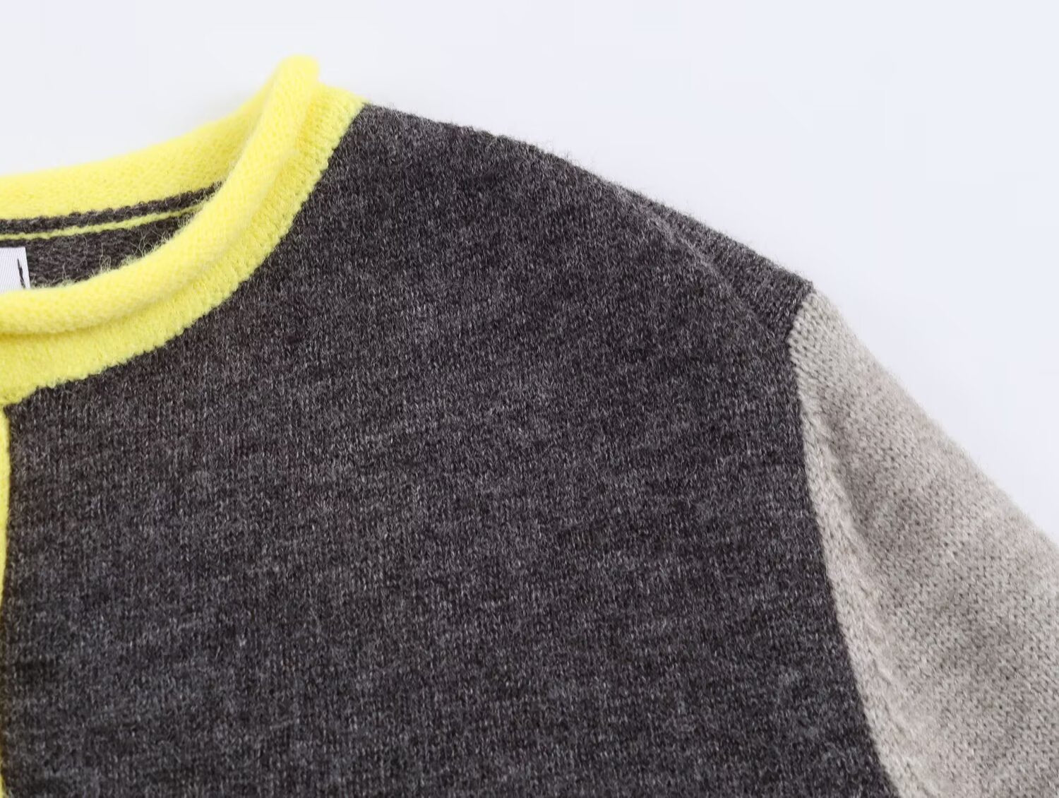 Women's O Neck color blocked knitted Coat