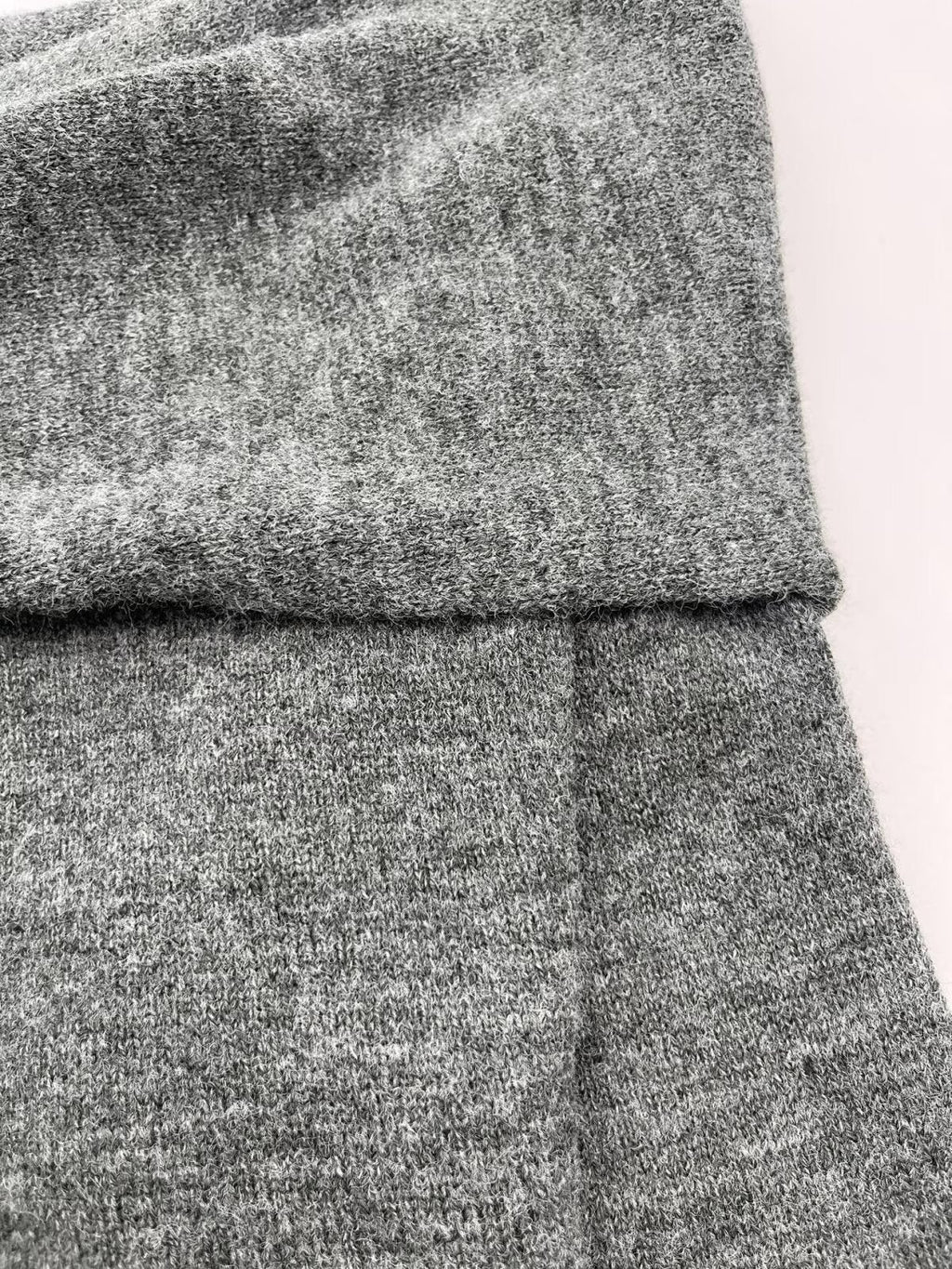 Women's new fashion knot decoration off shoulder knitted sweater
