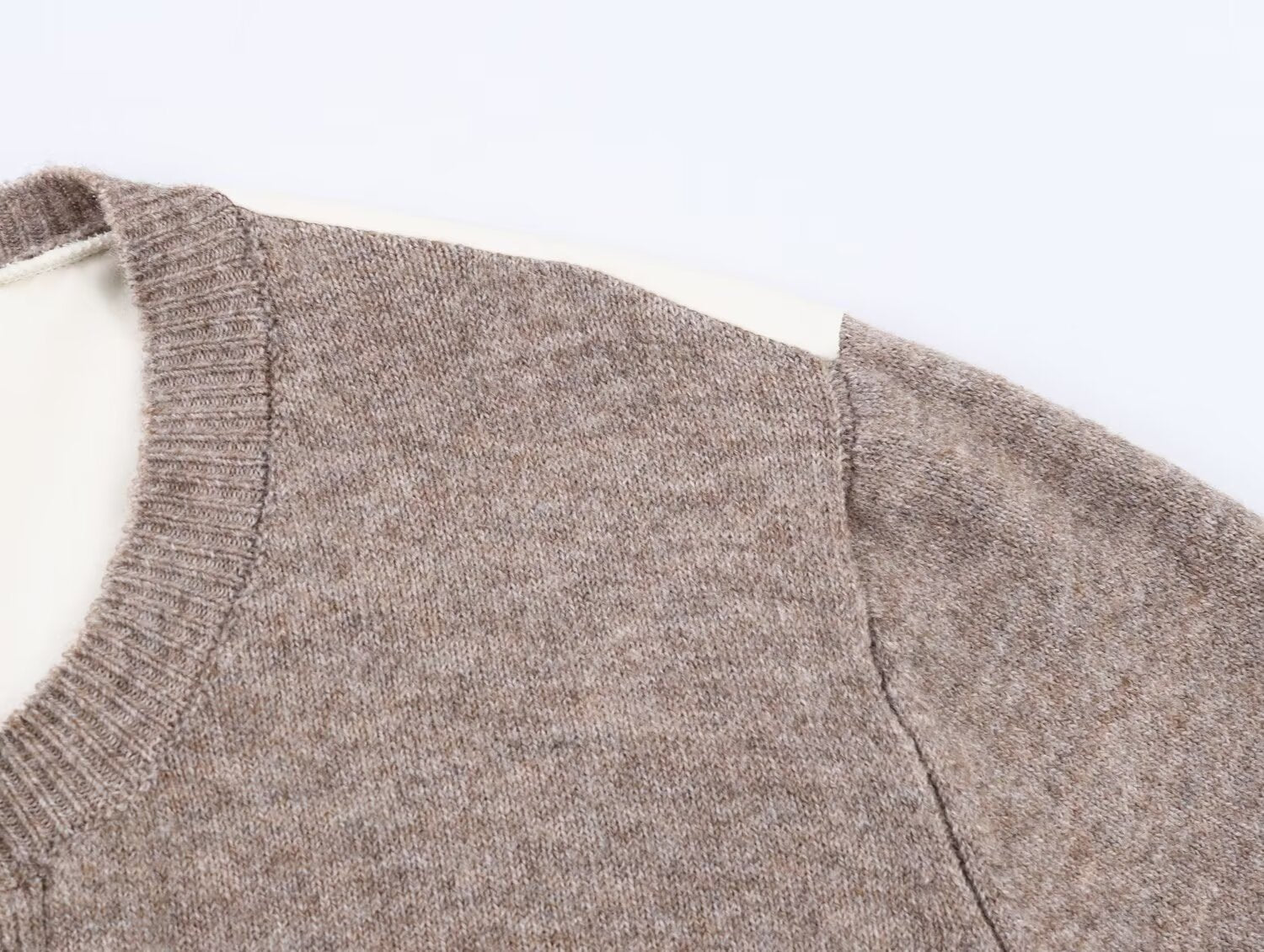 Women's belt decoration O Neck spliced knitted Coat