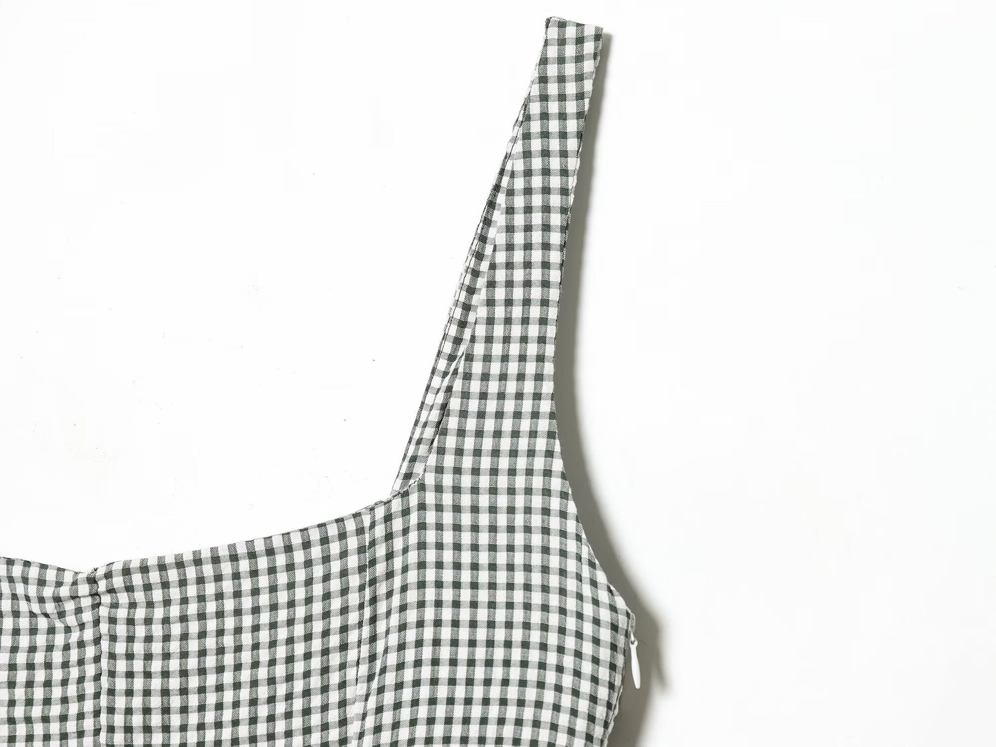 Women's sleeveless plaid MIDI dress