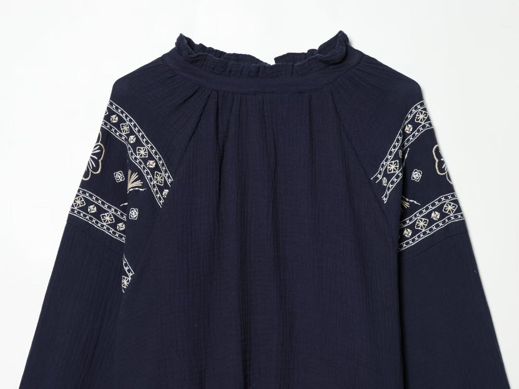 Women's embroidered decorative puffy shirt