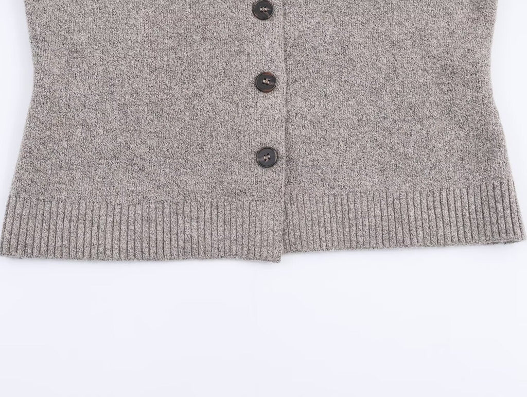 Women's scarf decoration long sleeved V-neck knitted Coat