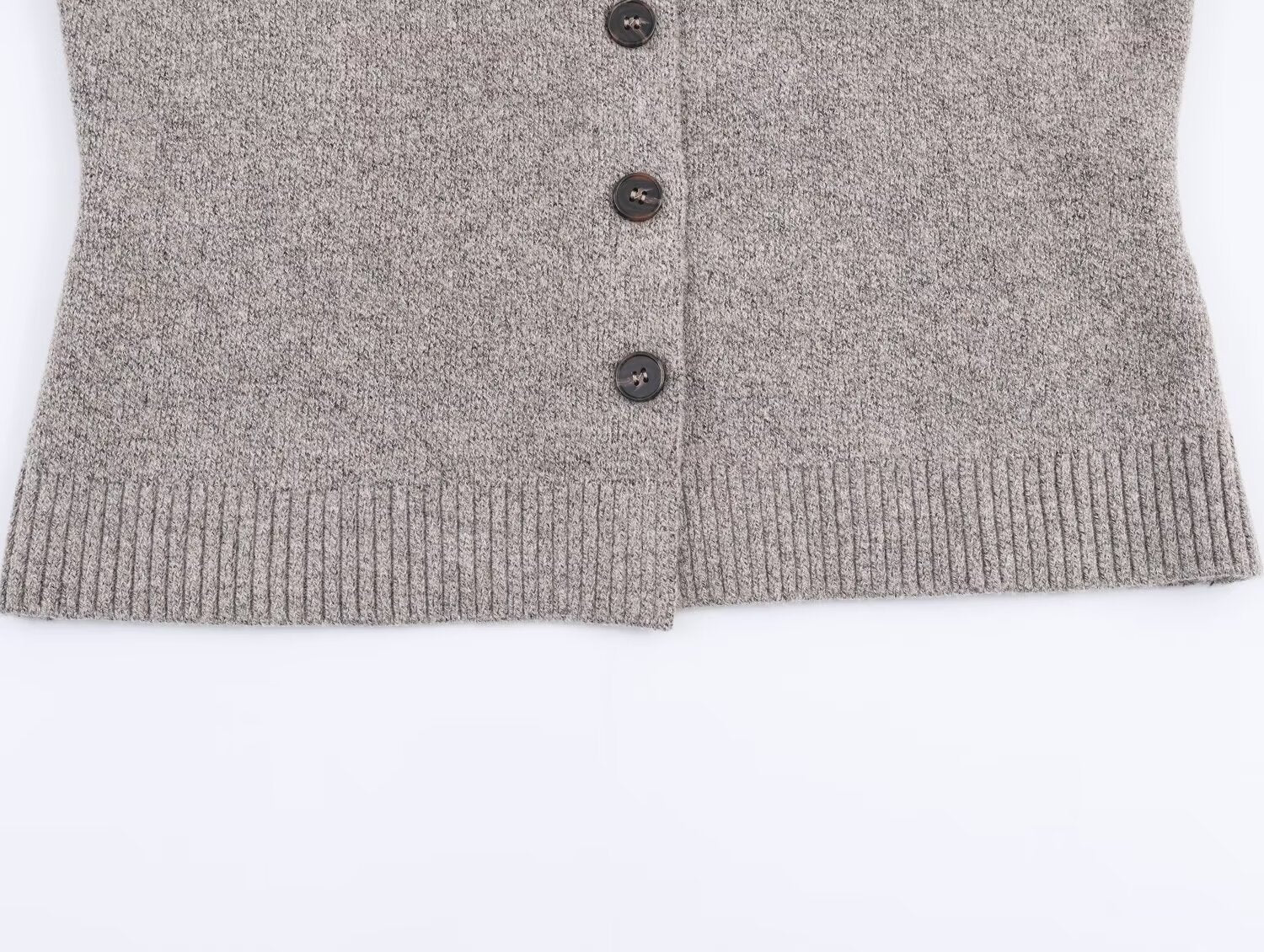 Women's scarf decoration long sleeved V-neck knitted Coat