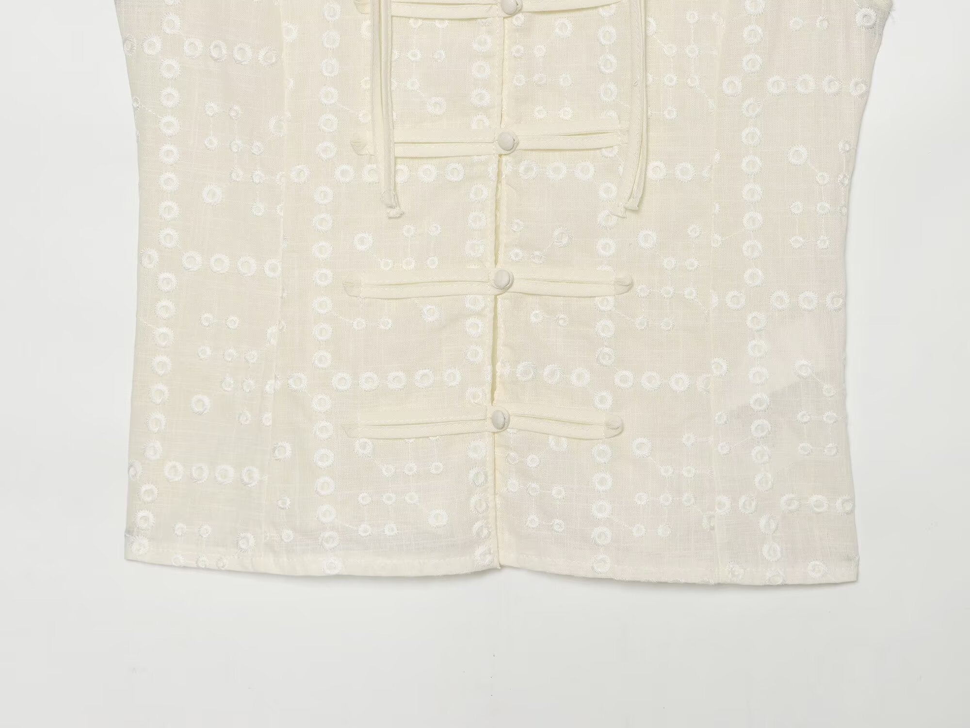 Women's slim Hollow Embroidered Top