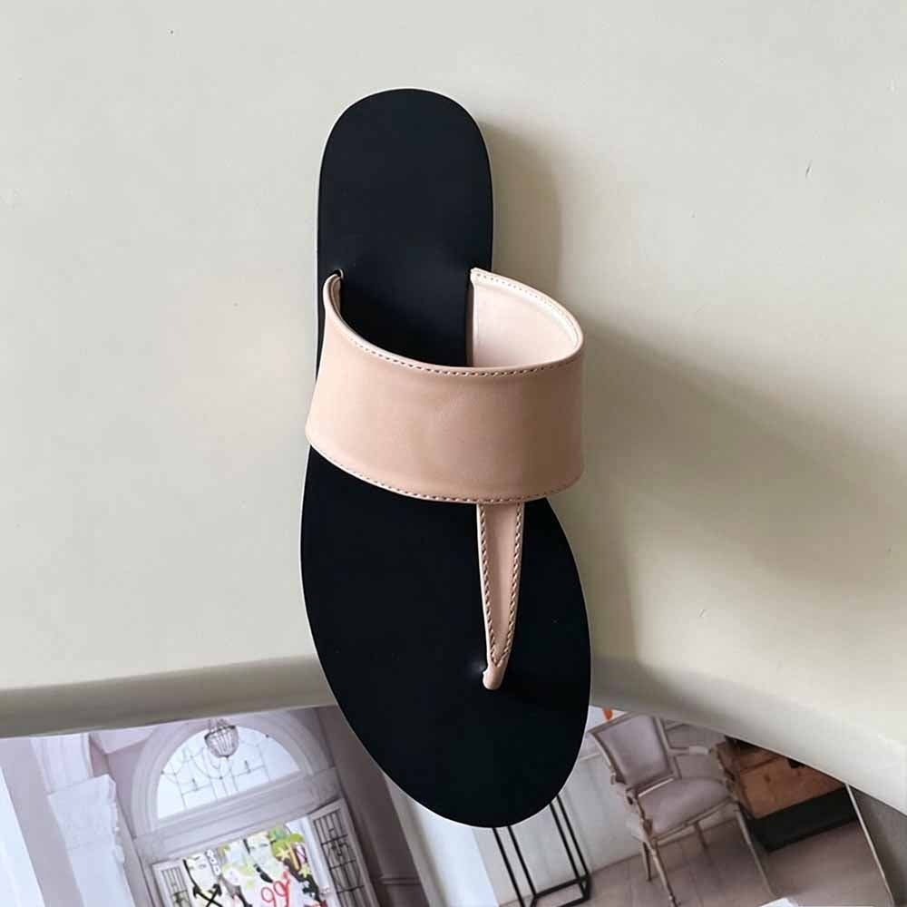 Women's new letter buckle thin bottom clip toe slippers have a shoe box