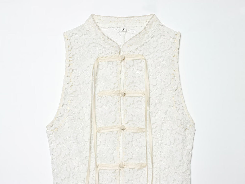 Women's rope knot decorative embossed lace top