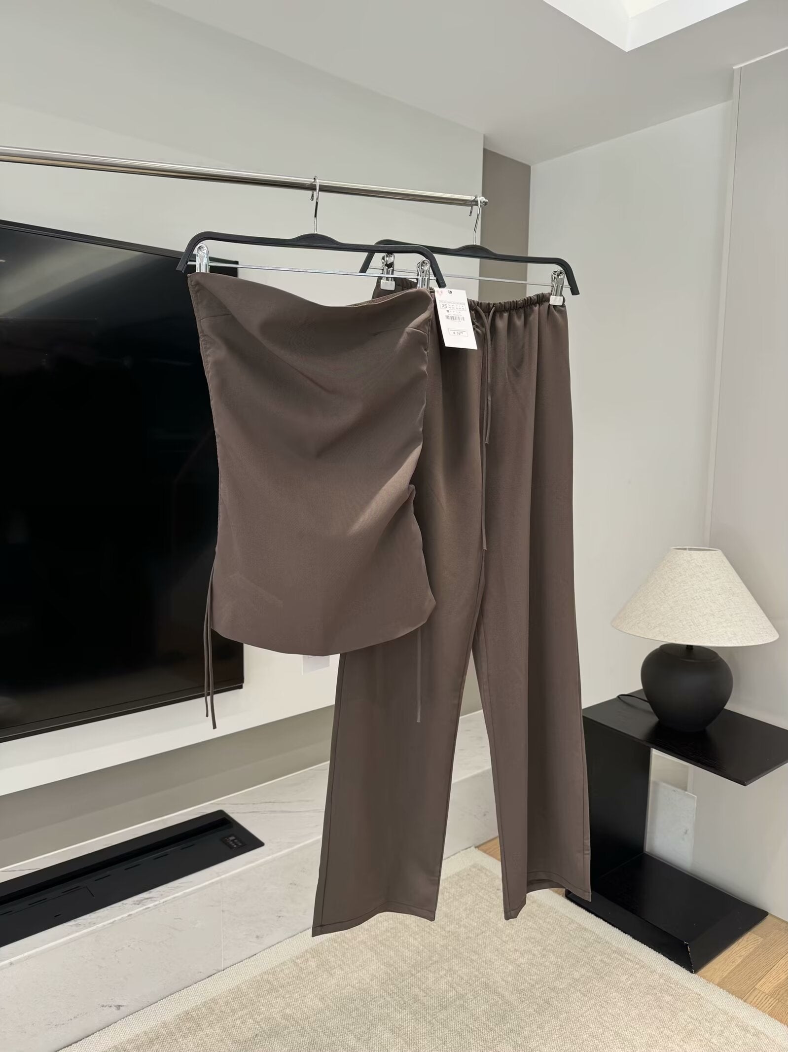 set woman 2 pieces2025 Fashion Vertical tube top Vintage Female + Pants Women's suit