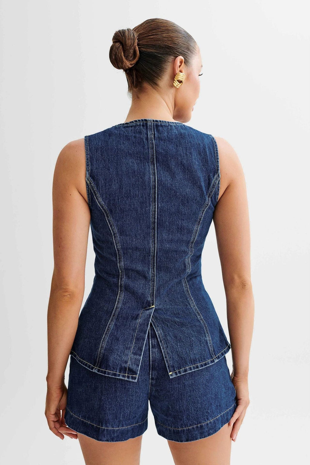 Women's New Fashion Joker Casual Sleeveless Denim Vest+high Waist Denim Shorts Suit