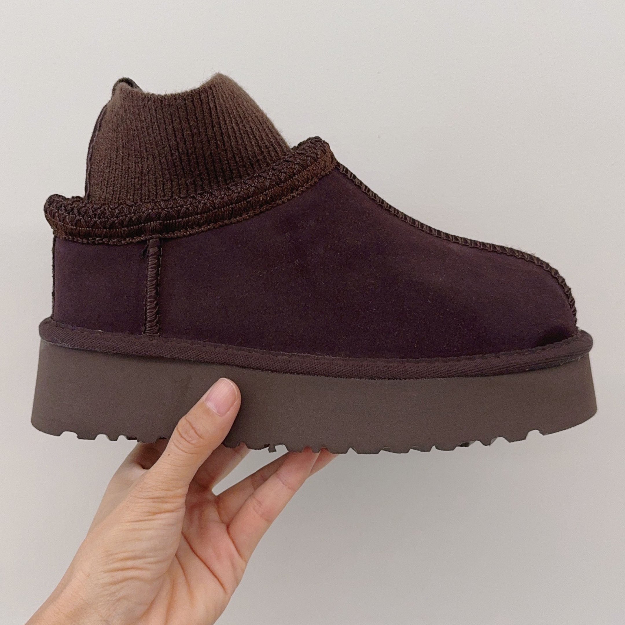 Women's new wool socks thick soled snow shoes