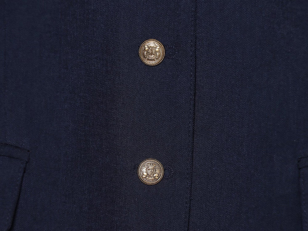 Women's contrasting collar buttoned Blazer Coat