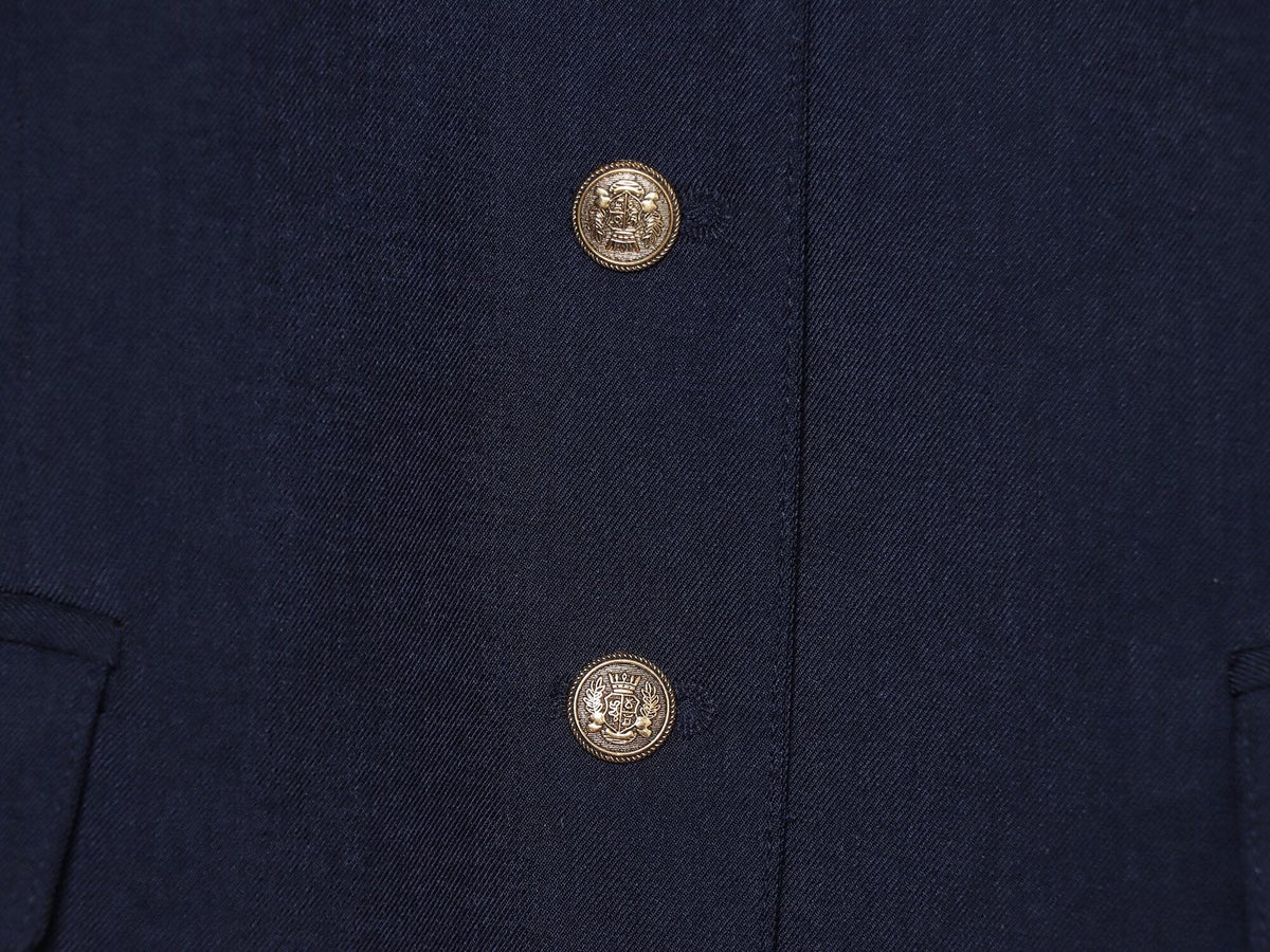 Women's contrasting collar buttoned Blazer Coat