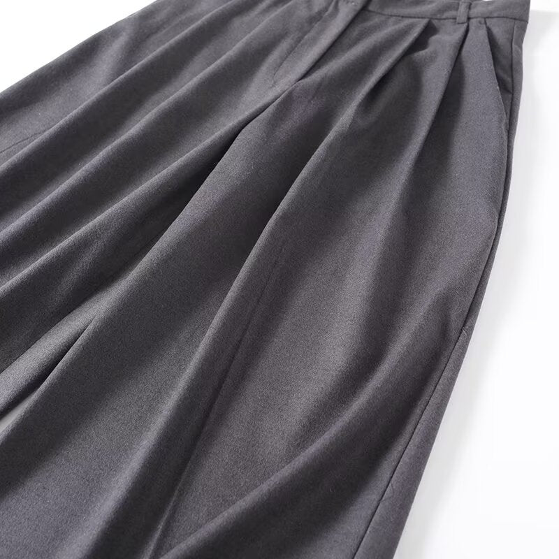 Women's loose pleated flannel wide leg cropped pants