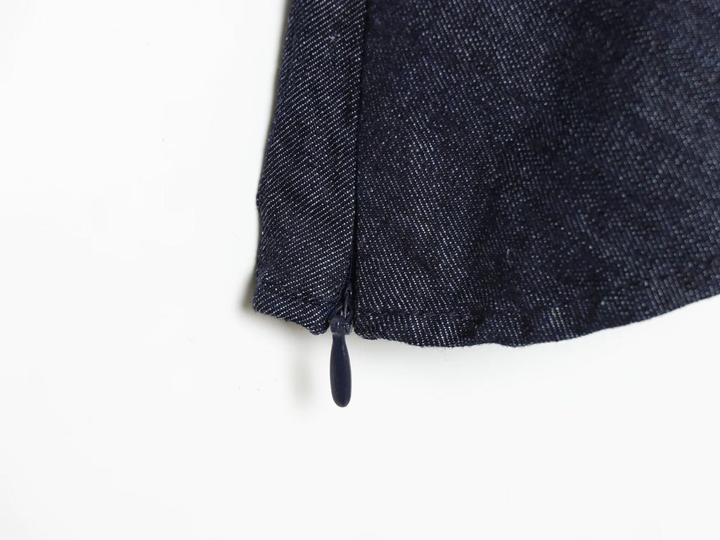 Women's short skirt style hem V-neck top