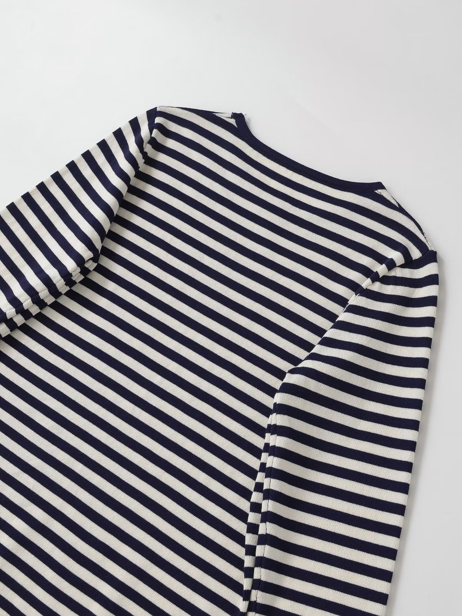 Women's new Joker striped long-sleeved round neck sweater