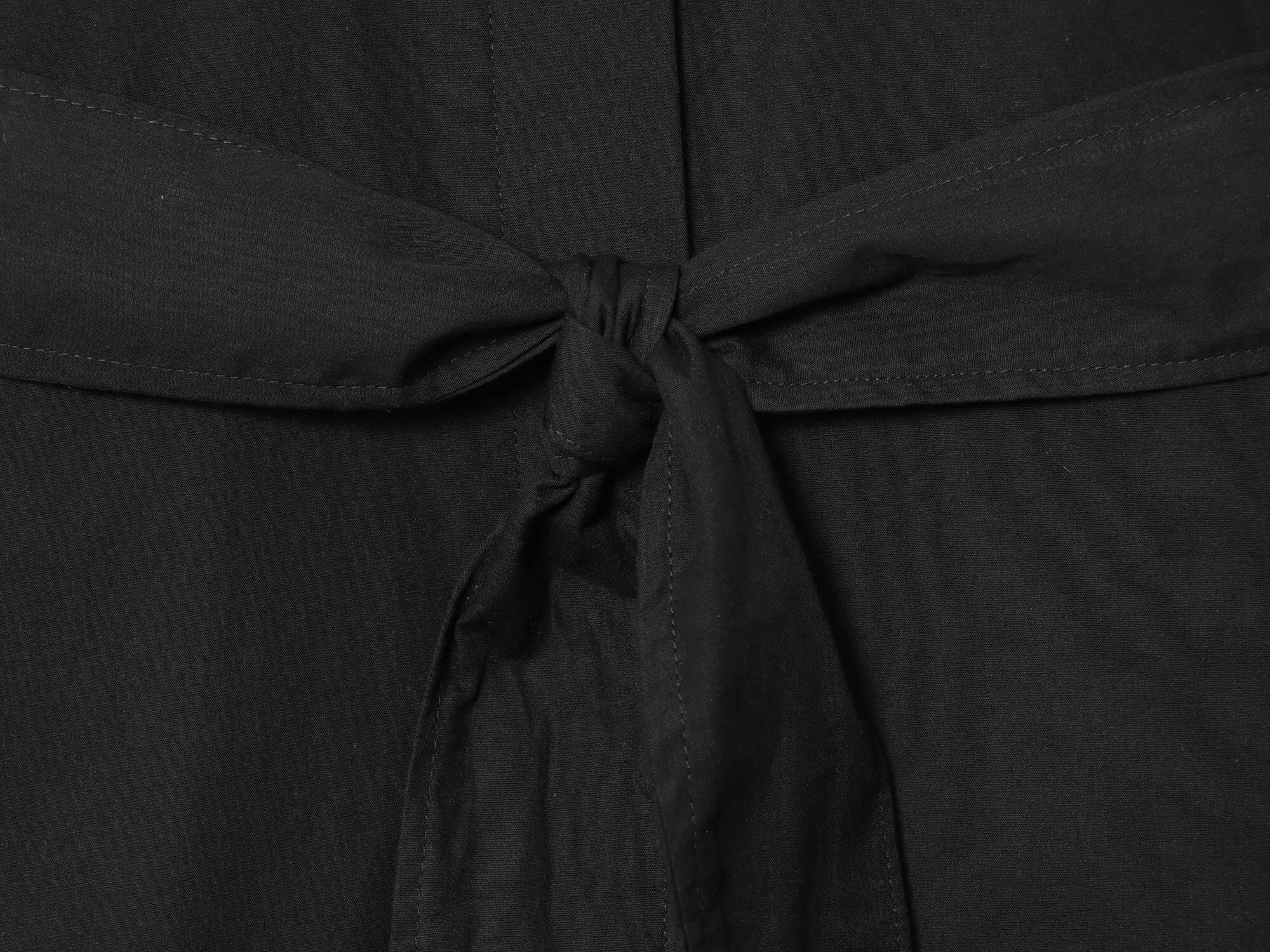Women's 2025 New Fashion With Belt Black Poplin Button-up Shirt