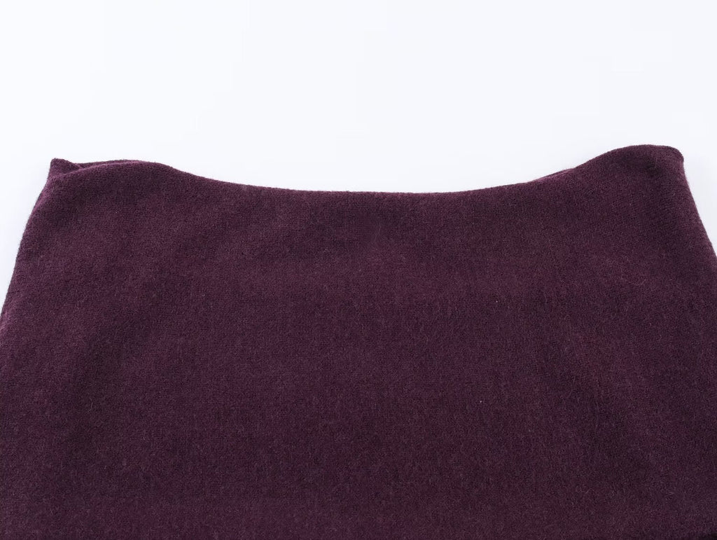 Women's long sleeved off shoulder knitted sweater