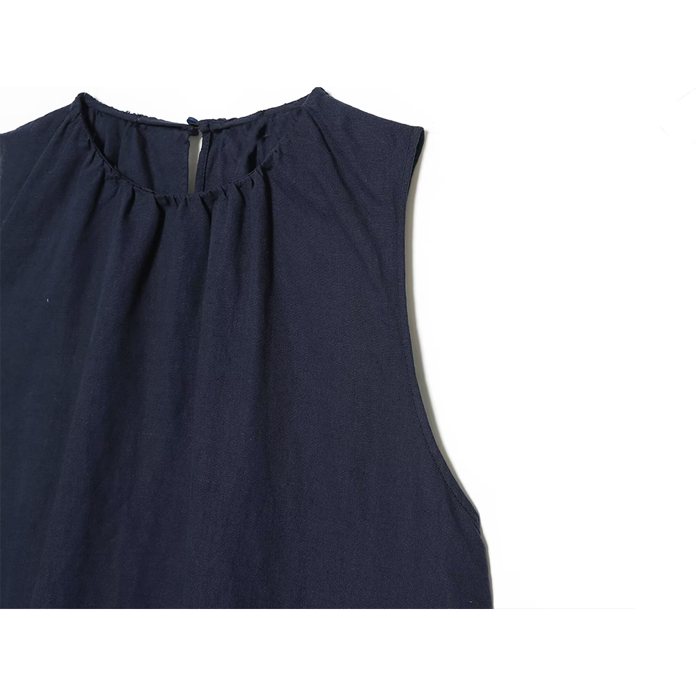 Women's sleeveless linen blend top