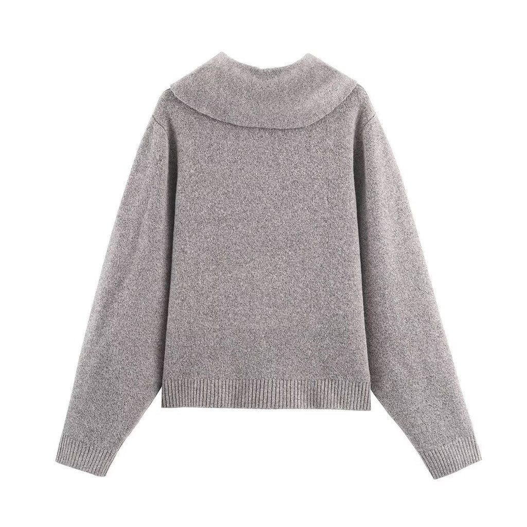 Women's scarf decoration long sleeved V-neck knitted Coat
