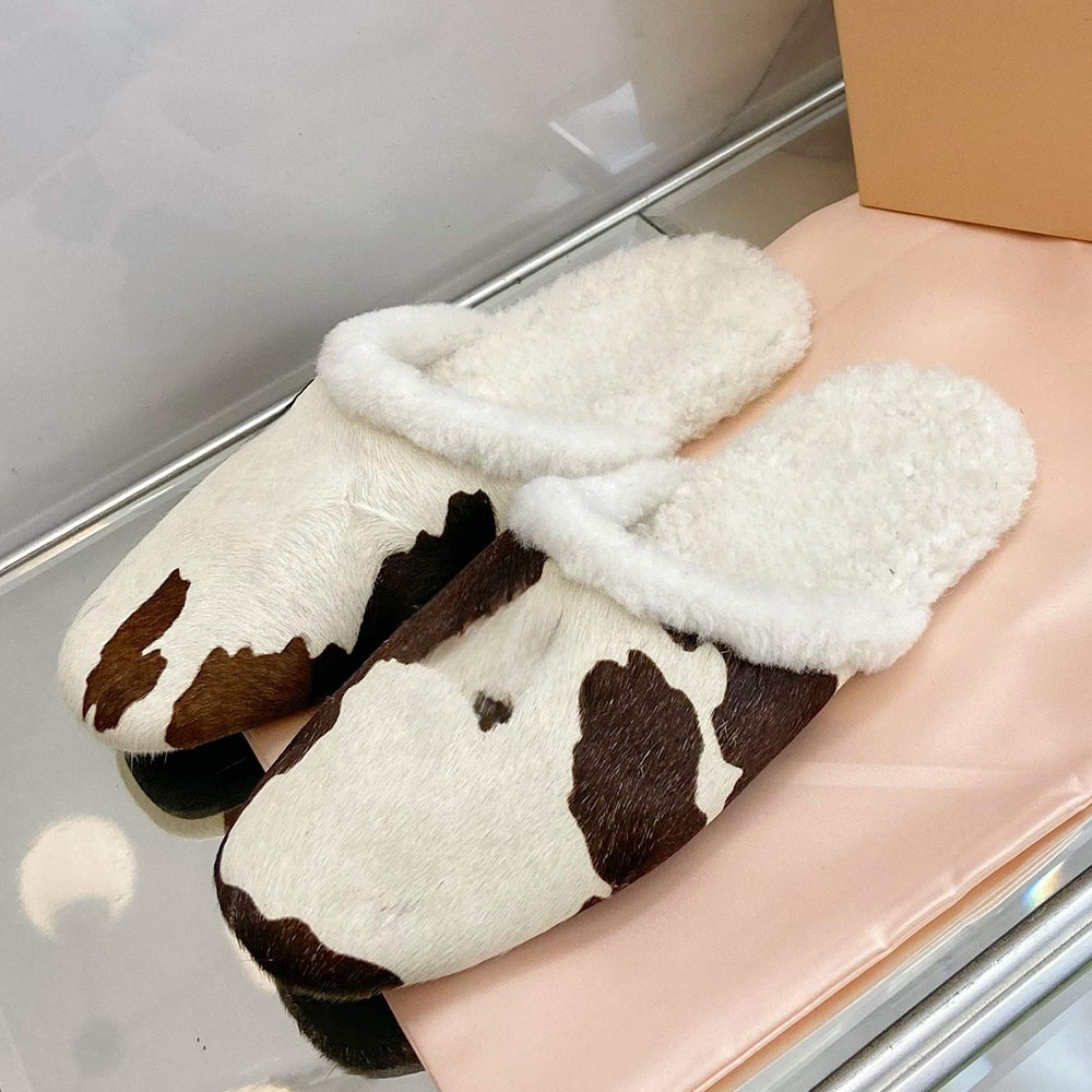 Women's new outer wear plus fluffy slippers