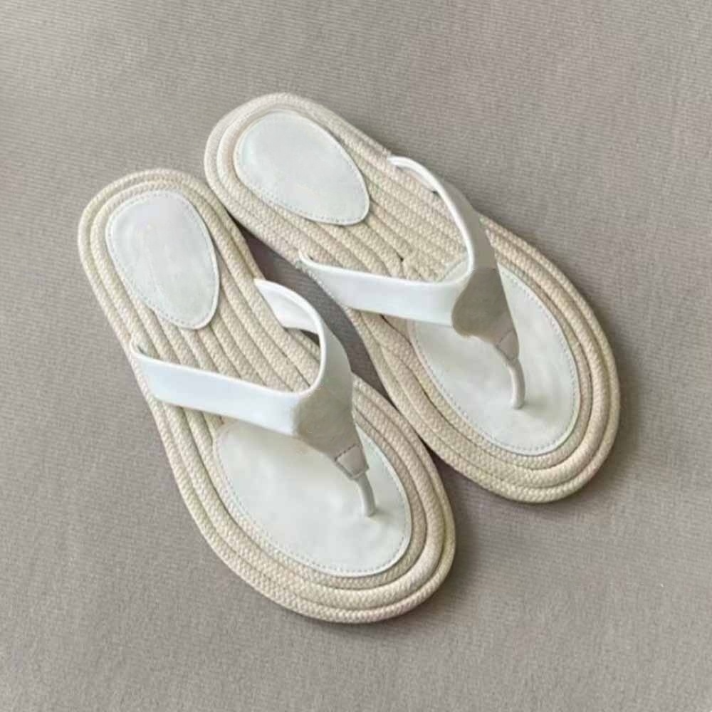 Women's new fashion Joker toe sandals have a shoe box