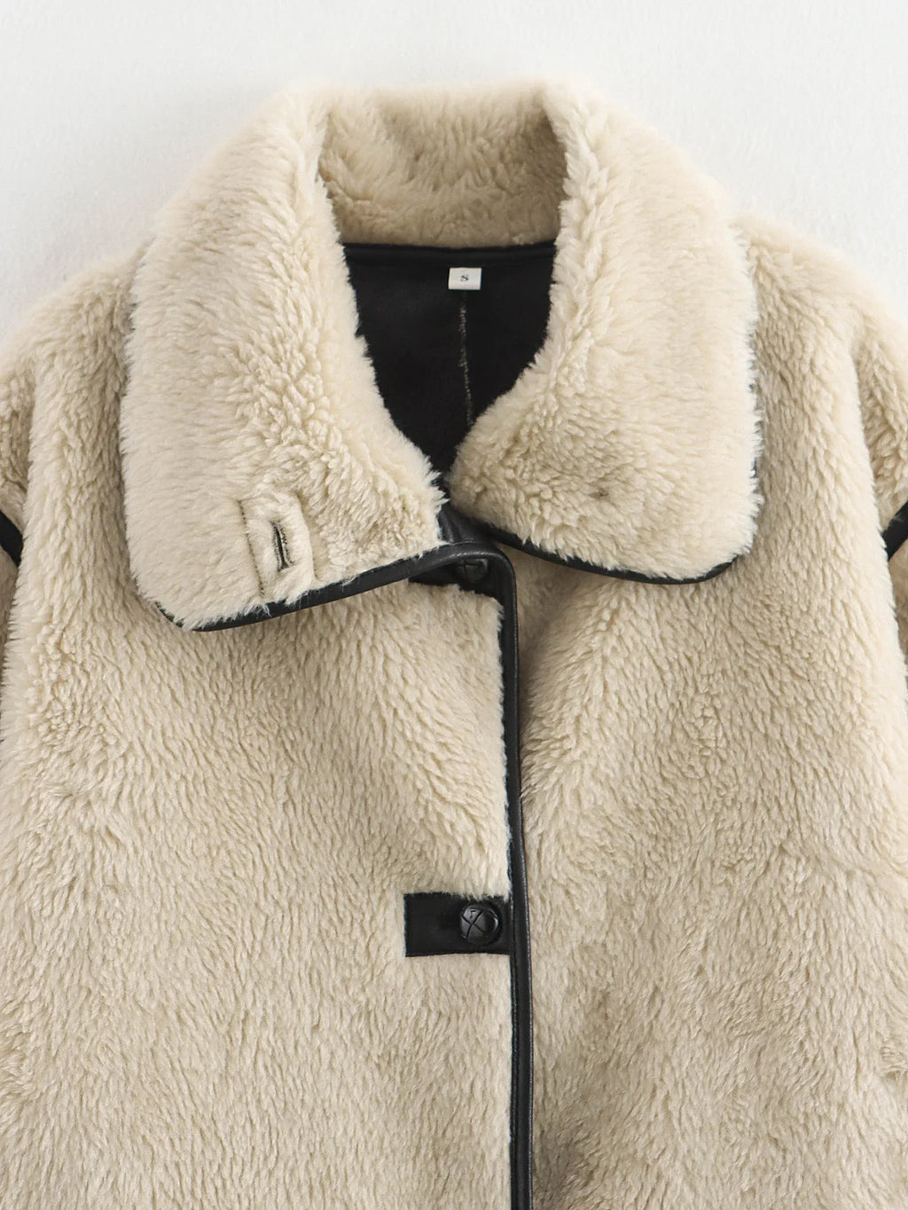 Women's new Fashion large Lapel design loose warm Fur Faux Leather jacket Coat retro long sleeved button up Female Coat chic top