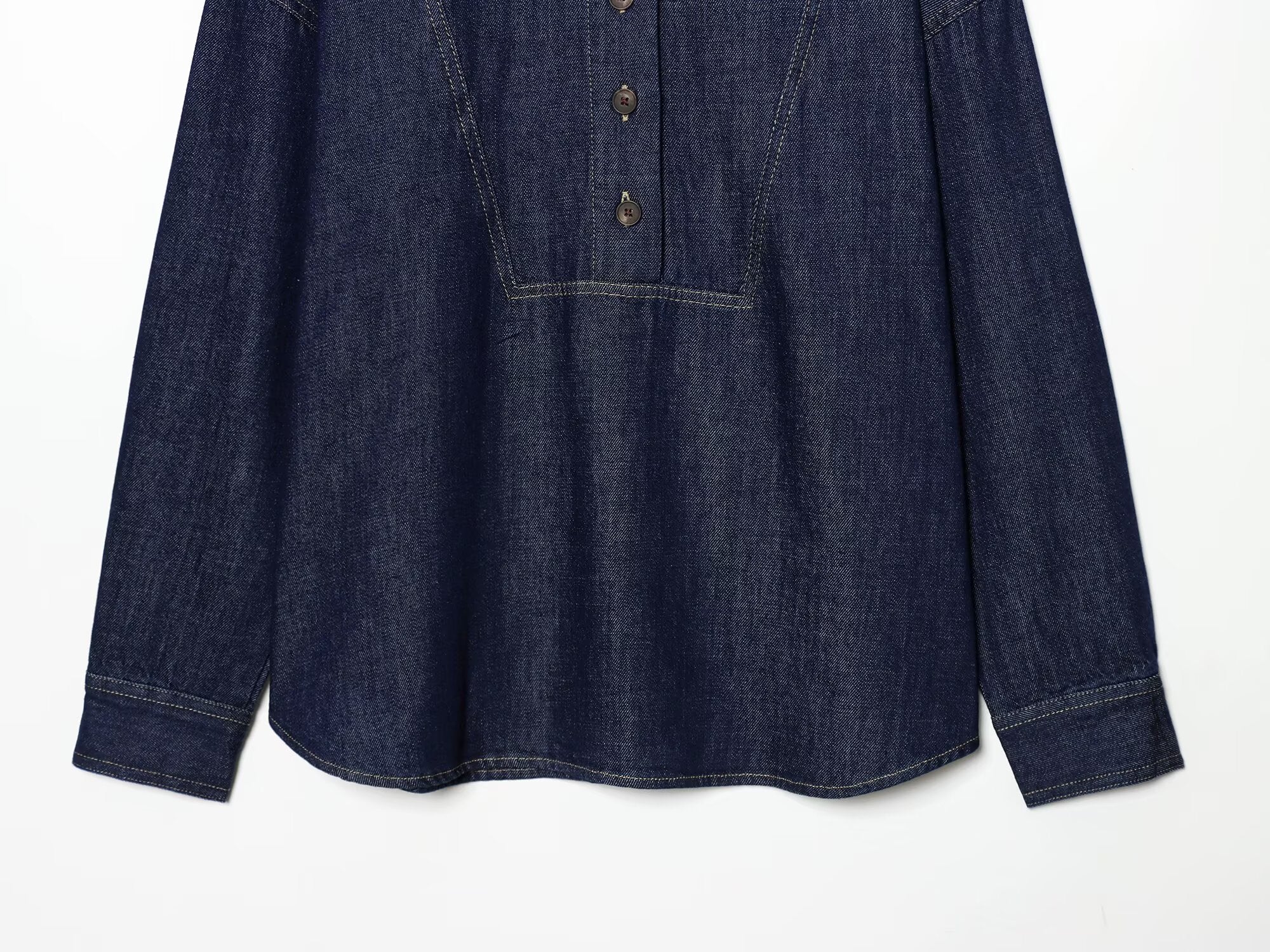 2026 Women's loose long sleeved denim shirt