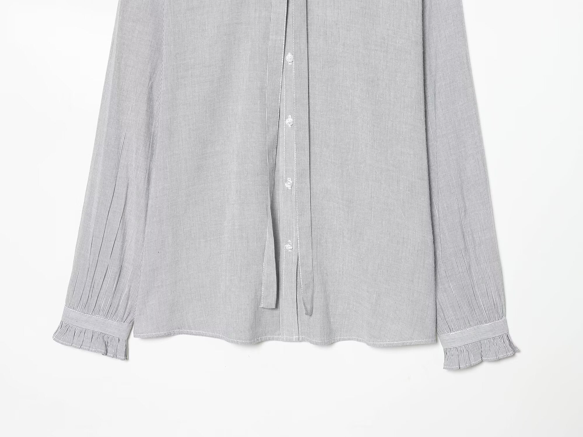 Women's bow decoration long sleeved striped top