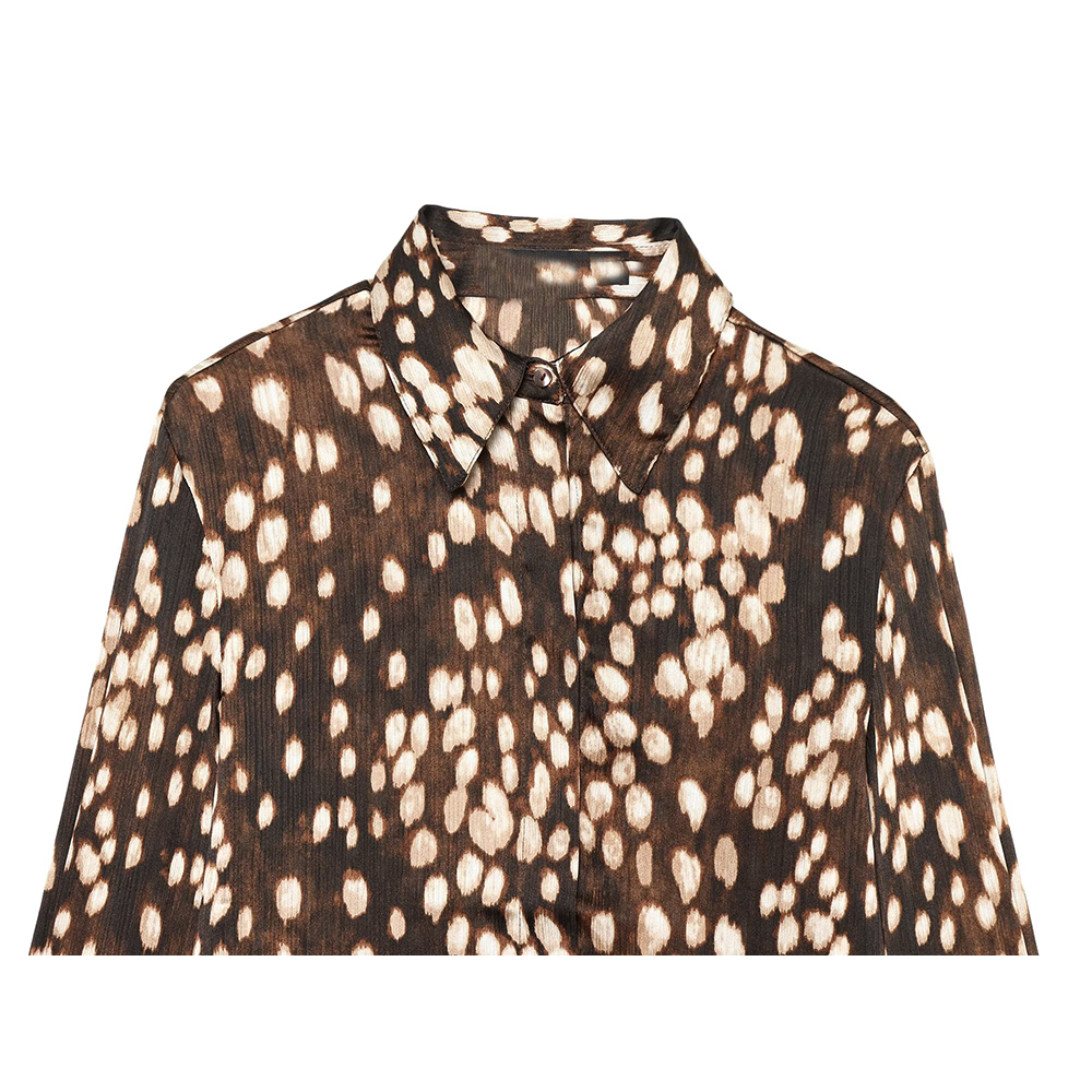 Women's spotted print lapel button top