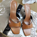 Women's New Fashion Joker Wearing Round-headed Stiletto Sandals and Slippers with Temperament.