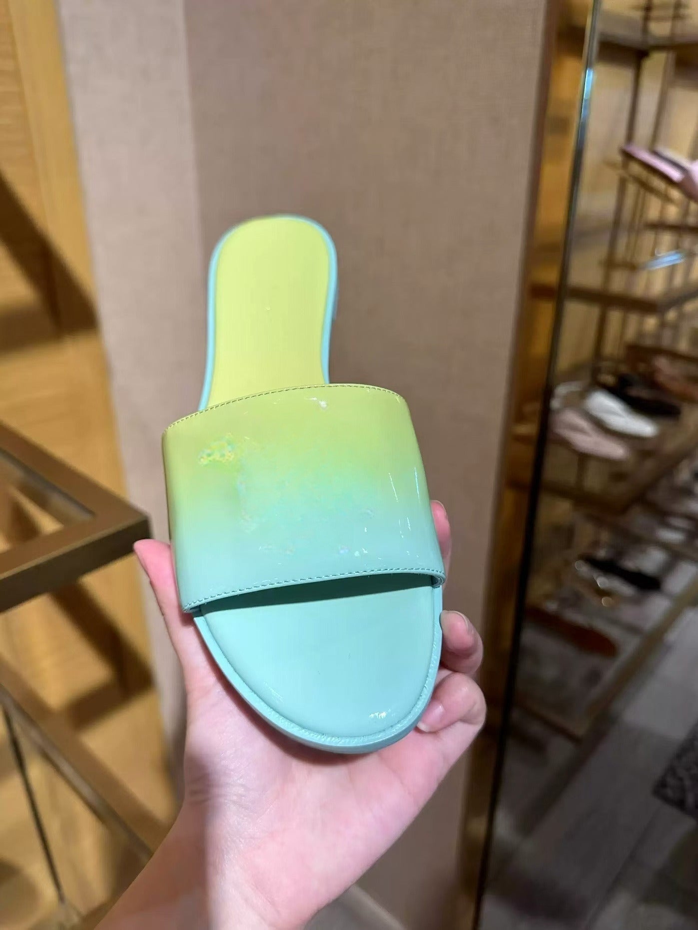 Women's new fashion Joker jelly-colored slippers word slippers low-heeled candy-colored shoes