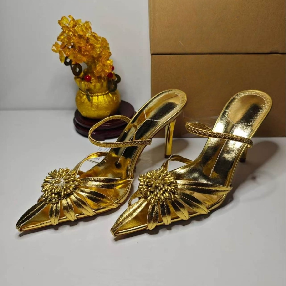 Women's new fashion pointed flower stamens ultra-high heel sandals