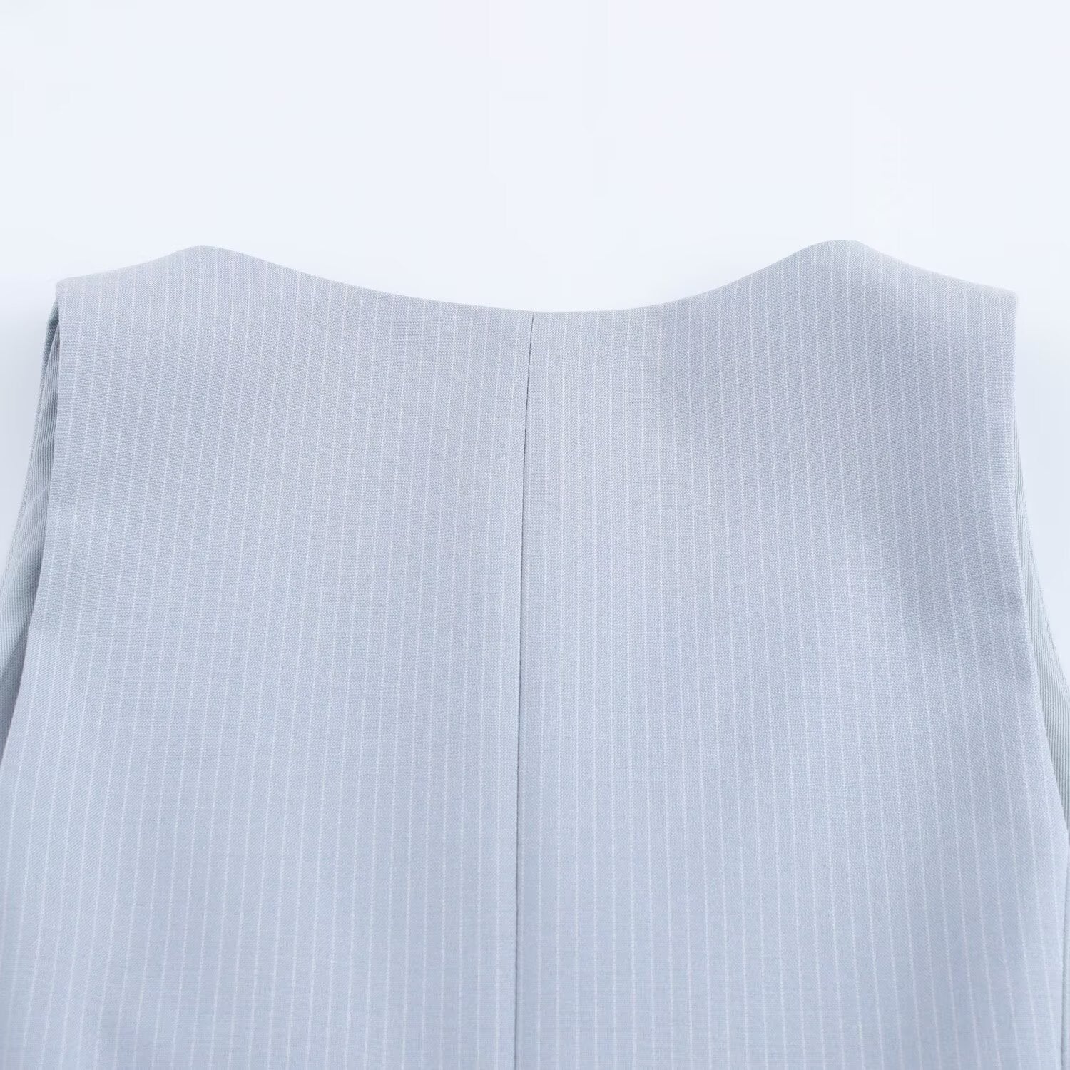 Women's 2025 new fashion slim fit short style spliced striped vest style top retro V Neck sleeveless women's vest chic top