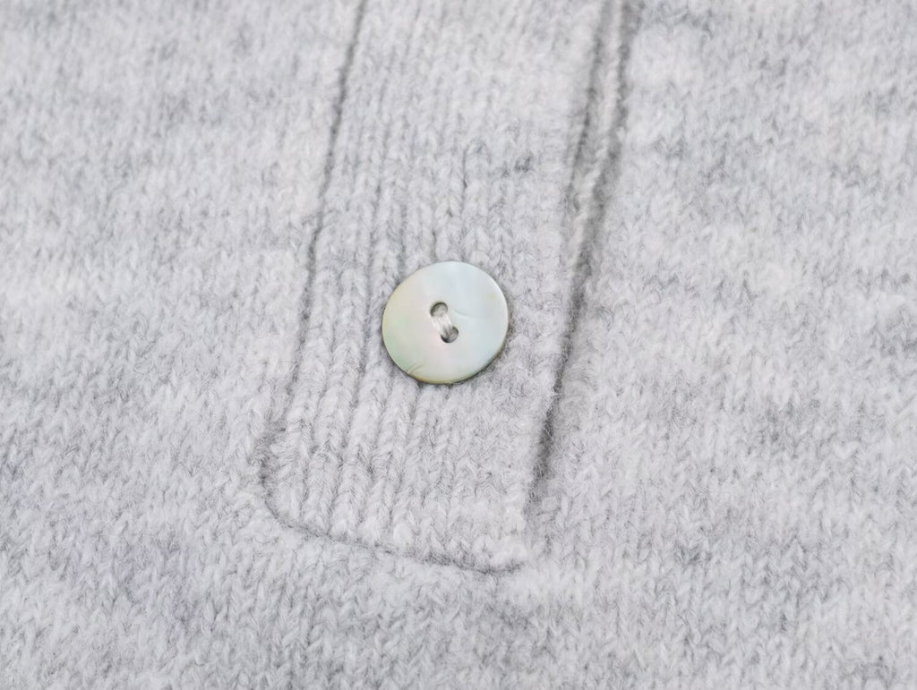 Women's casual long sleeved knitted polo shirt