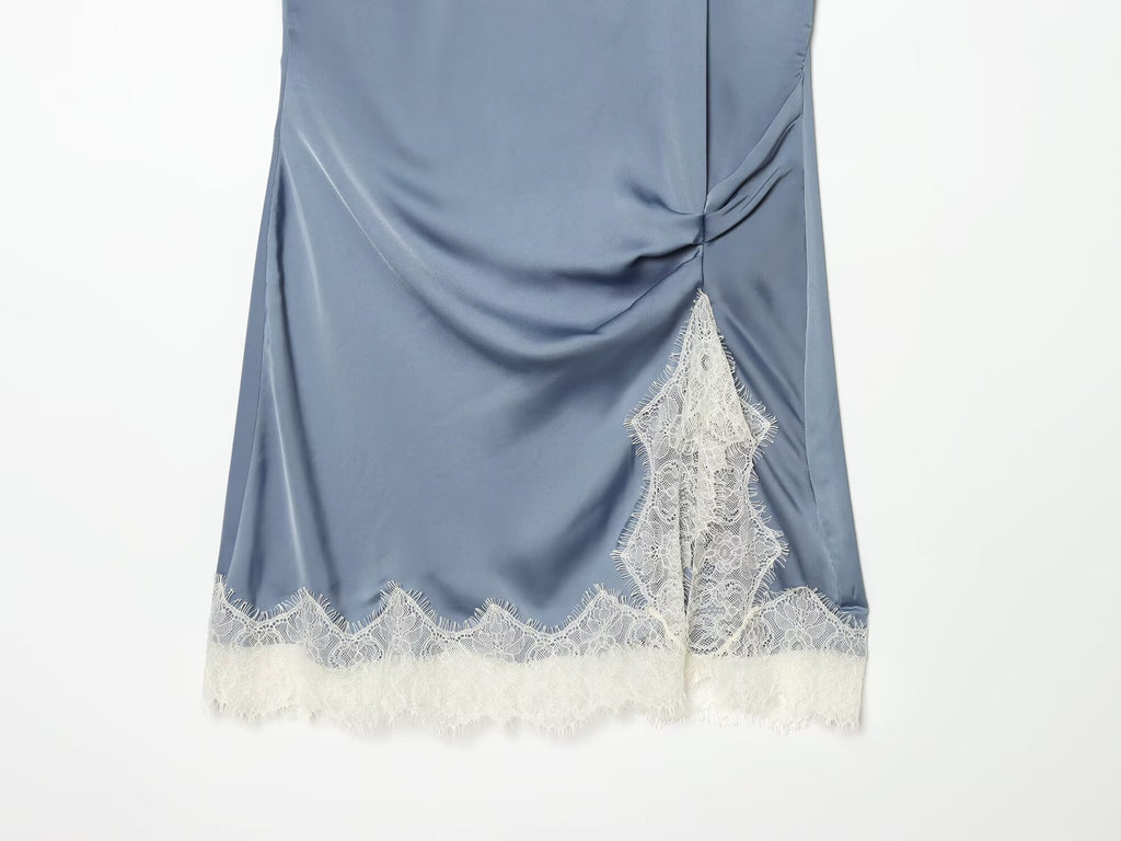 Women's lace hem satin textured dress