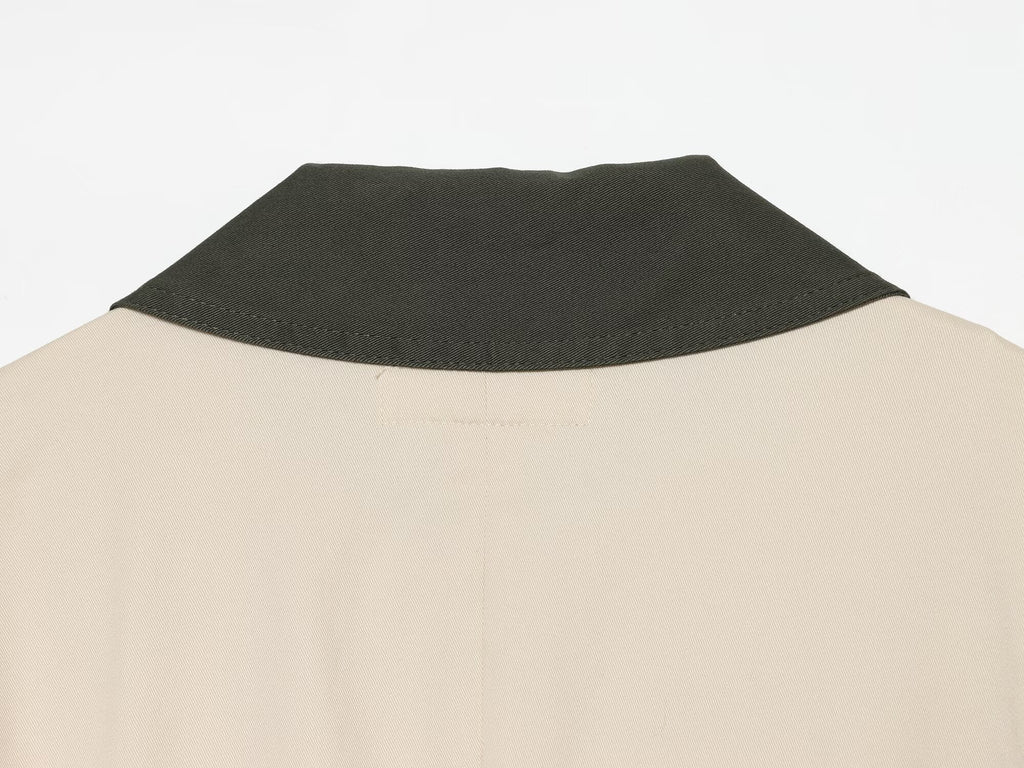 Women's contrasting collar Short skirt style hem jacket Coat