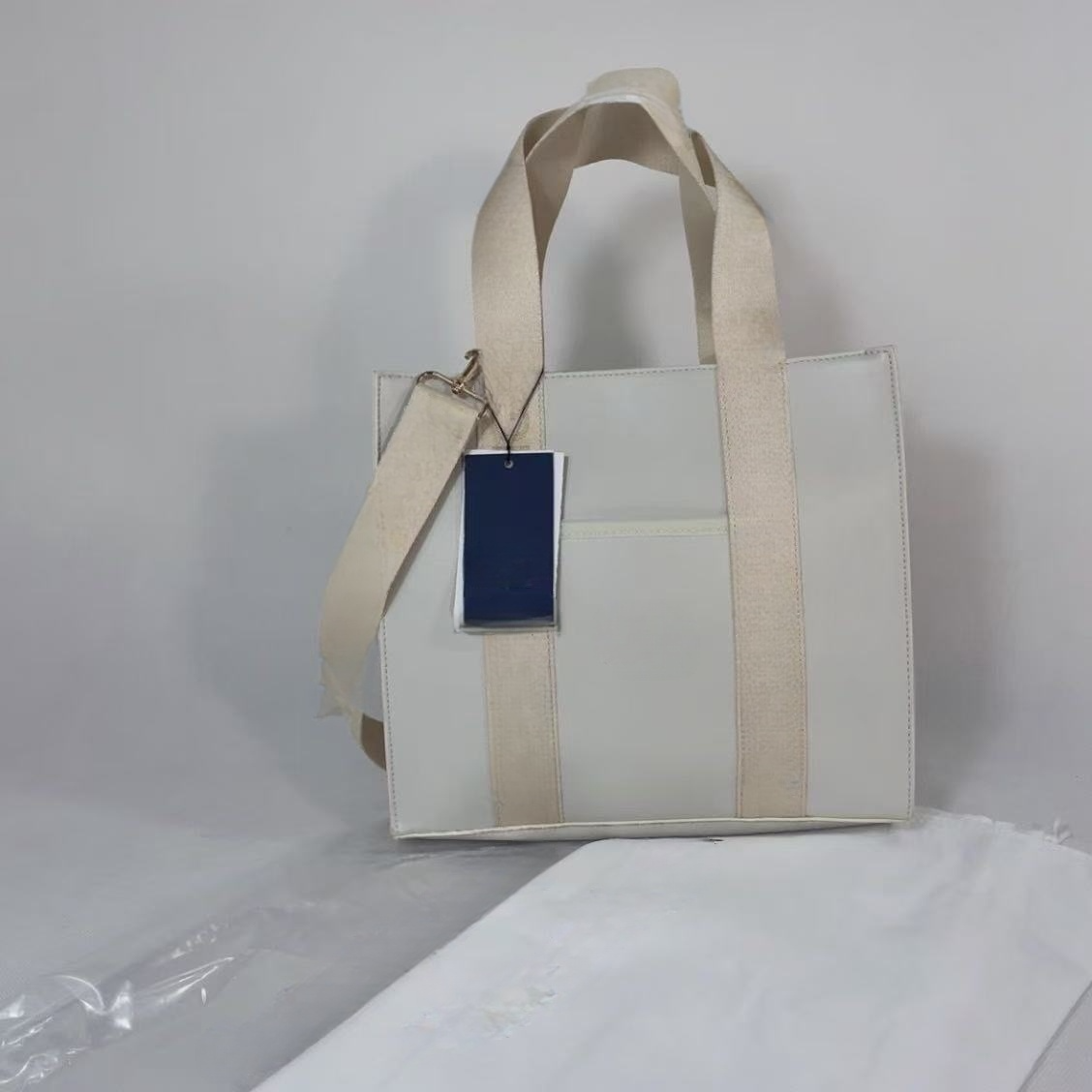 Women's New Fashion Joker Large Capacity Wide Shoulder Strap Shoulder Messenger Bag