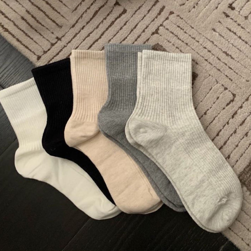 LU Women's new leisure reflective tube pure cotton socks. (5 pairs) random colors. No repeated colors.