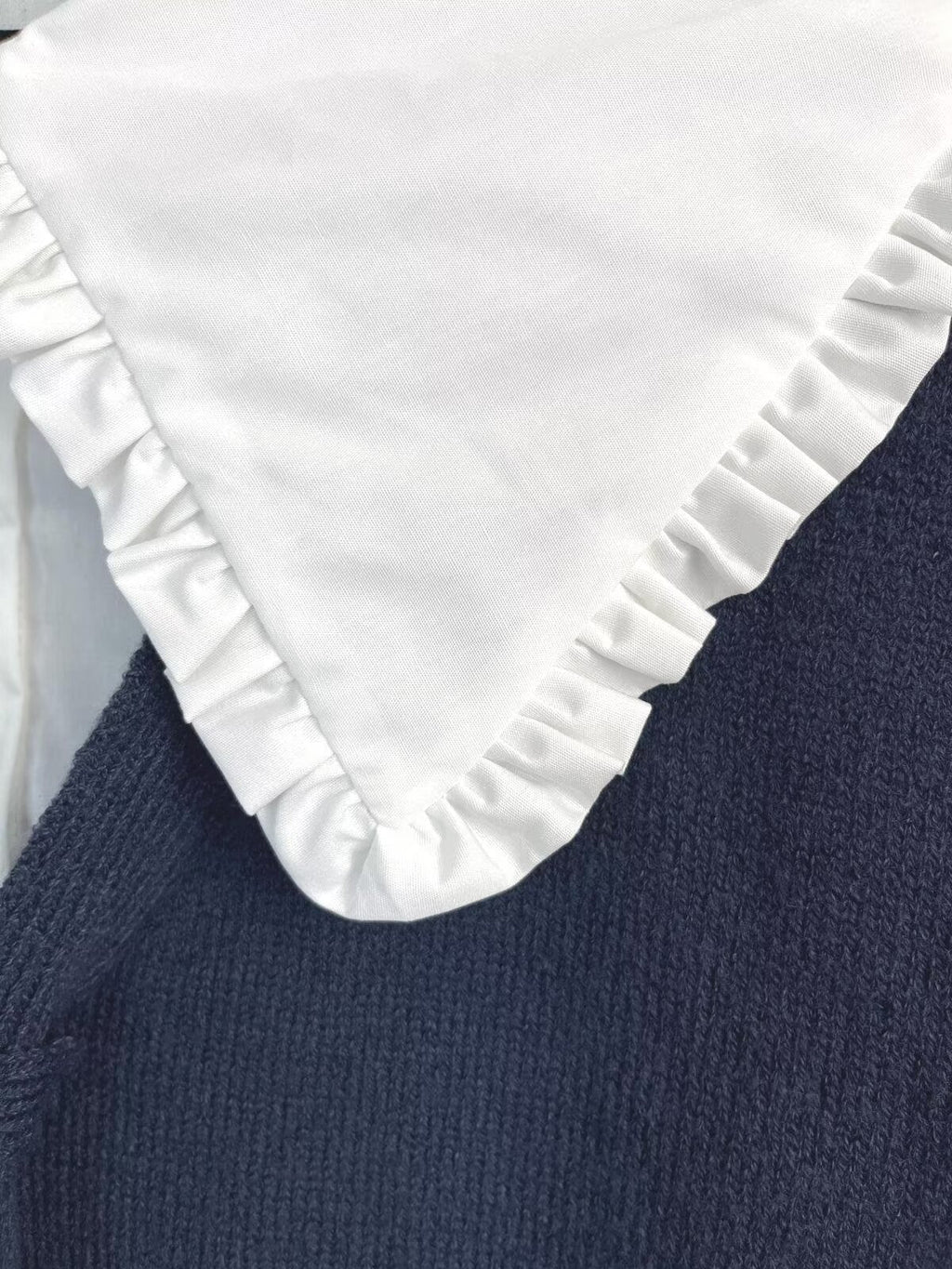 Women's new fashion contrasting patchwork collar short knit sweater