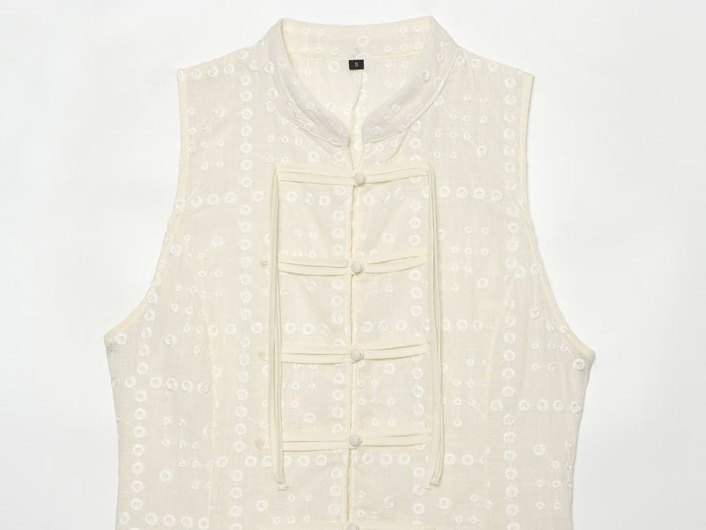 Women's slim Hollow Embroidered Top