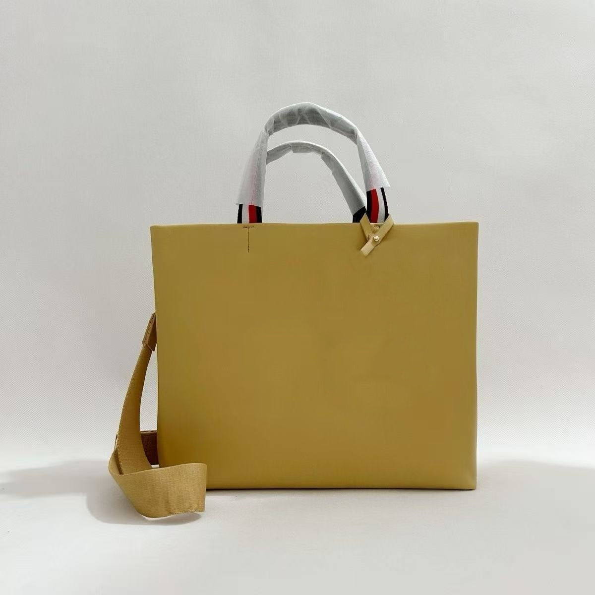 Women's new fashion one-shoulder large capacity slung handbag